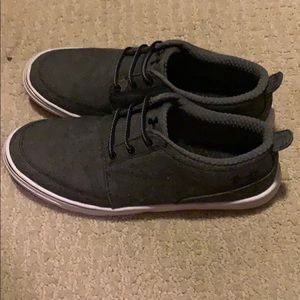 Men’s Under Armour slip on shoes